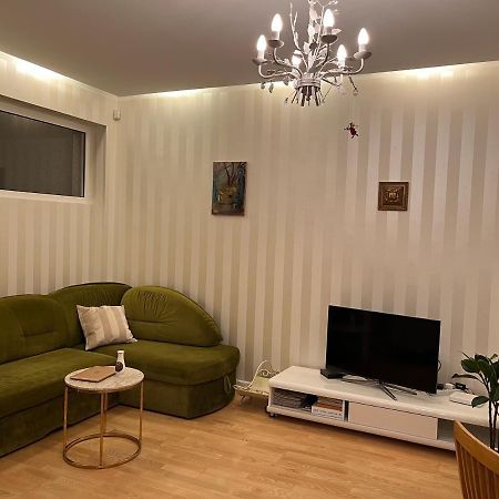 Provence Style Apartment In Old Town Klaipėda Buitenkant foto